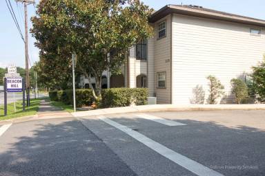 Main picture of 235 SE 16th Ave