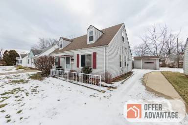 Main picture of 23215 Gay St