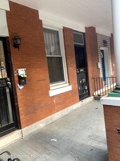 Main picture of 2221 N Park Ave
