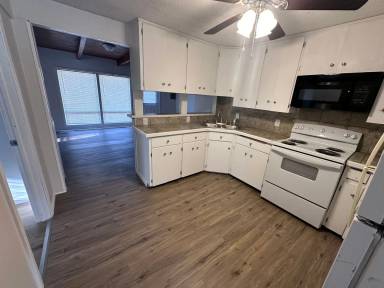 Main picture of 5732 E Harry St