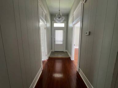 Main picture of 3605 Avenue O 1/2