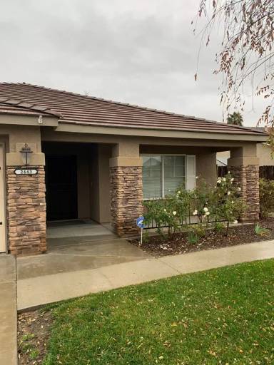 Main picture of 2443 Ranier Way
