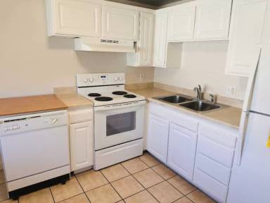 Main picture of Delmar Gardens - 2111A