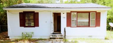 Main picture of 716 Veda St