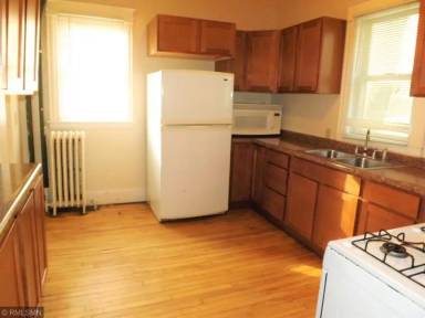 Main picture of 1126 8th St SE