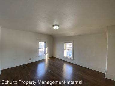 Main picture of 2222 Custer Rd