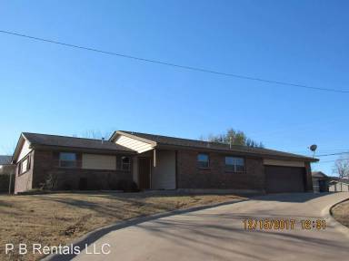 Main picture of 12 NW 56th St