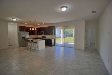 Main picture of 5054 Marina Dr