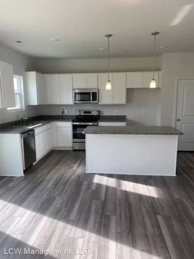 Main picture of 2198 Ever Chase Ct