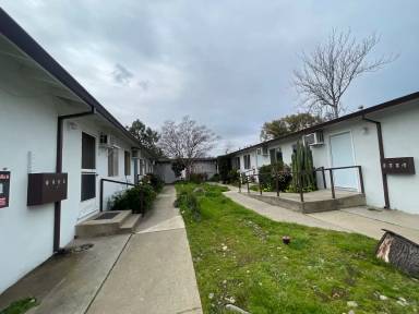 Main picture of 1138 Elma St