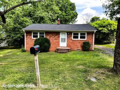 Main picture of 608 Sykes Ave