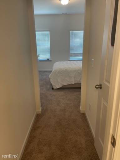 Main picture of 5285 Burrus Ln