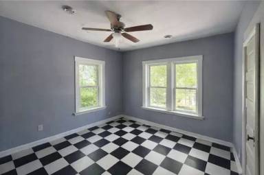 Main picture of 2394 W 3rd St