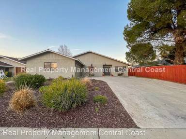 Main picture of 819 Casals Dr