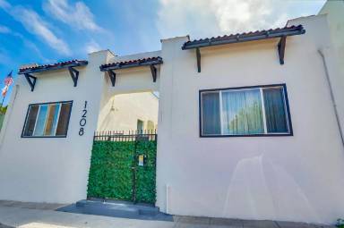 Main picture of 1208 Daisy Ave