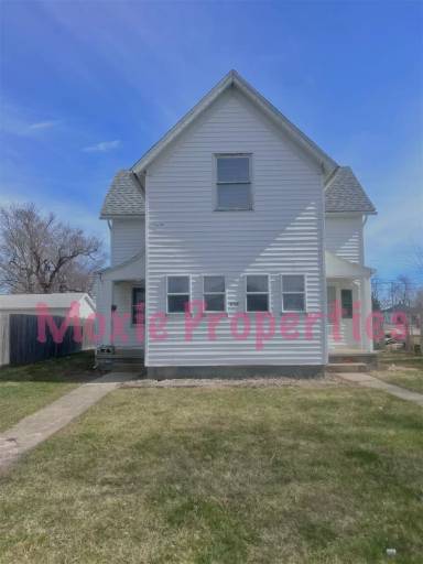 Main picture of 1728 S Bell St