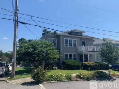 Main picture of 74 Marbury Ave