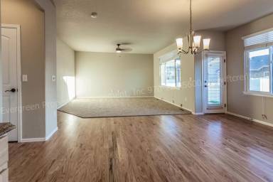 Main picture of 265 Mt Harvard Ave