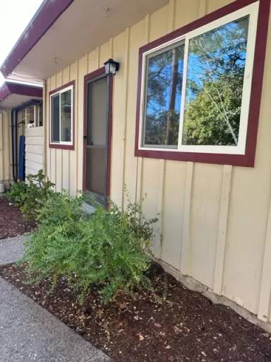 Main picture of 2121 Portola Dr