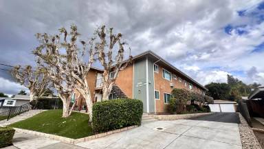 Main picture of 449 Melody Ln