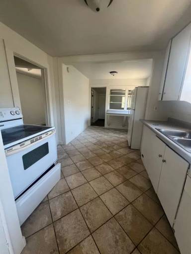 Main picture of 215 Mortimer St