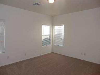 Main picture of 815 W Spruell Ave
