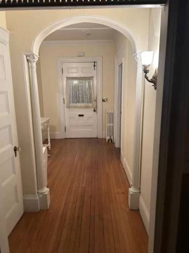 Main picture of 40 Chestnut St