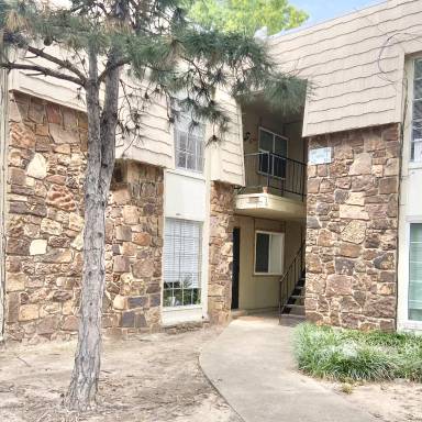 Main picture of 6711 S Richmond Ave