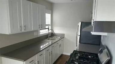 Main picture of 901 S Ardmore Ave