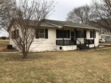 Main picture of 870 Williams Rd