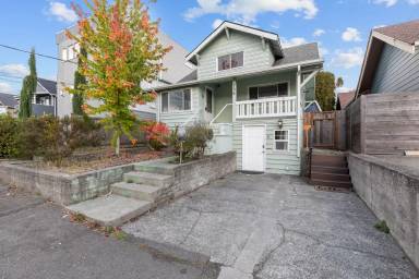 Main picture of 756 N 103rd St