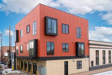 Main picture of 404 SW 6th St