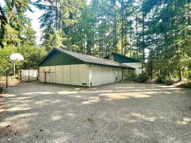 Main picture of 2434 130th Ave NE