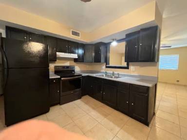 Main picture of 554 S Horne