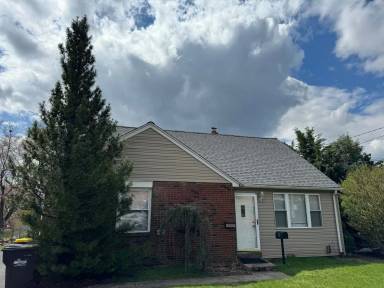 Main picture of 474 E Hancock St