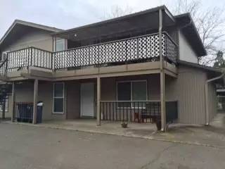 Main picture of 330 Independence Cir