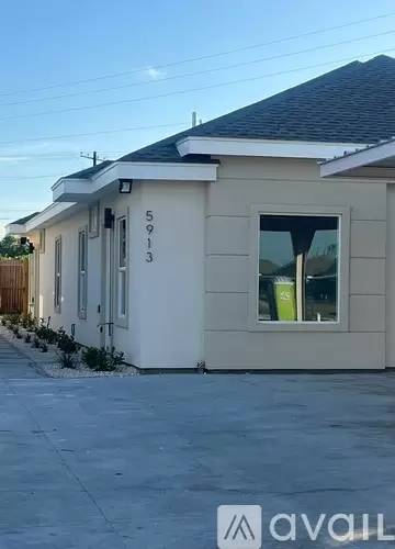 Main picture of 5901 Puffin Ave