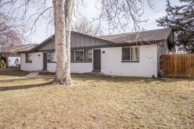 Main picture of 1020 Hillcrest Dr