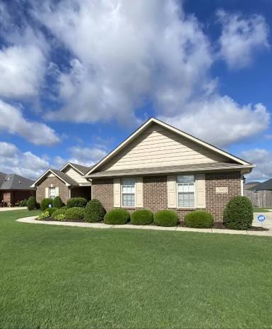 Main picture of 13065 Arbor Rdg