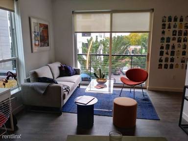 Main picture of 3190 Washington St
