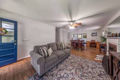 Main picture of 134 Berkeley Ln
