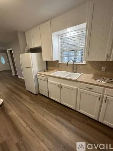 Main picture of 219 Donnie Dr