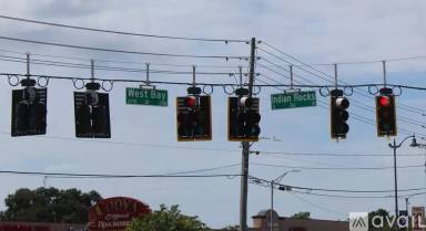 Main picture of 185 Overbrook Blvd