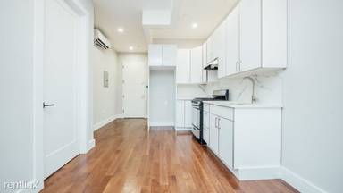 Main picture of 127 Moffat St