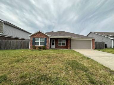 Main picture of 1600 Scotland Dr
