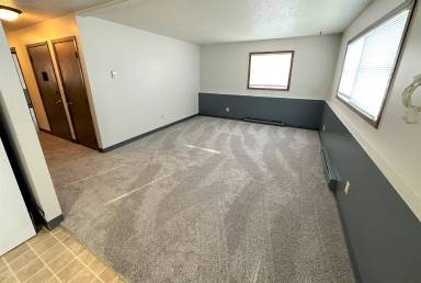 Main picture of 1404 10th Ave SE - 4 PLEX - 3