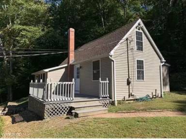 Main picture of 233 E Hill Rd