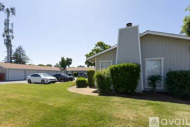 Main picture of 434 W Stuart Ave