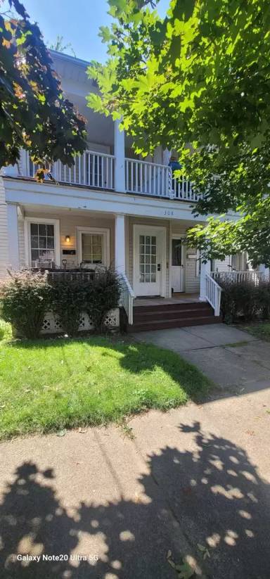 Main picture of 308 Cascade St