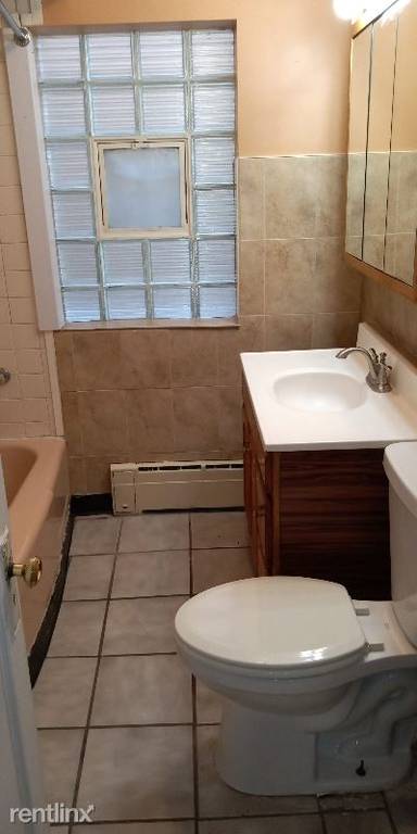 Main picture of 1342 N Parkside Ave